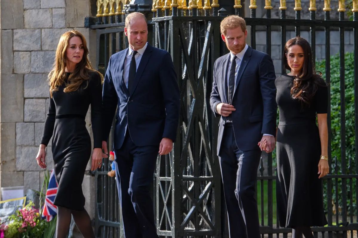 Una reconciliación entre el príncipe Harry y el príncipe William podría beneficiar a la monarquía de esta forma