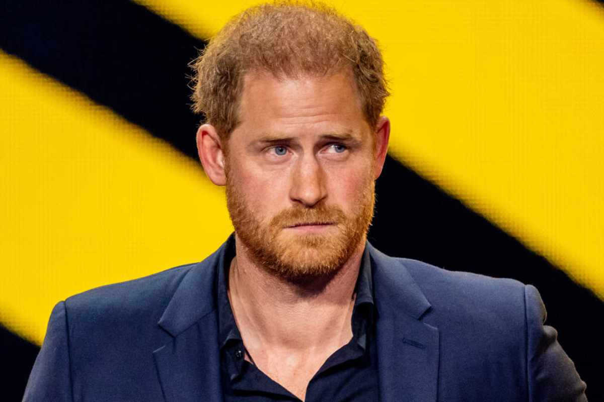 Comentarista real ha afirmado que el príncipe Harry 'asusta a la familia real' cuando da entrevistas