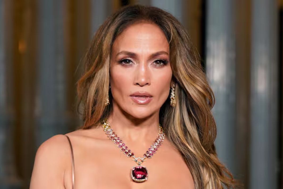 Jennifer Lopez habría exigido a los miembros de su equipo que no hicieran contacto visual con ella