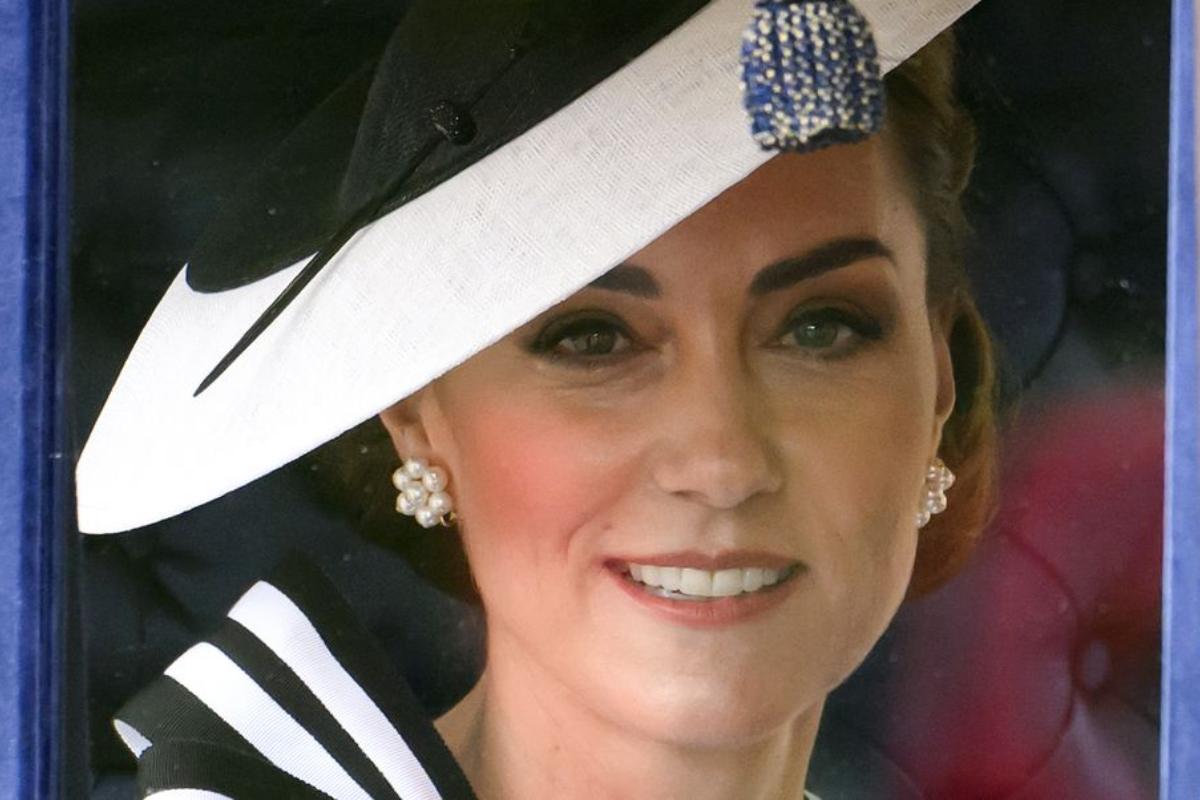 Afirman que Kate Middleton 'se maquilló durante 2 horas' para ocultar los efectos de la quimioterapia