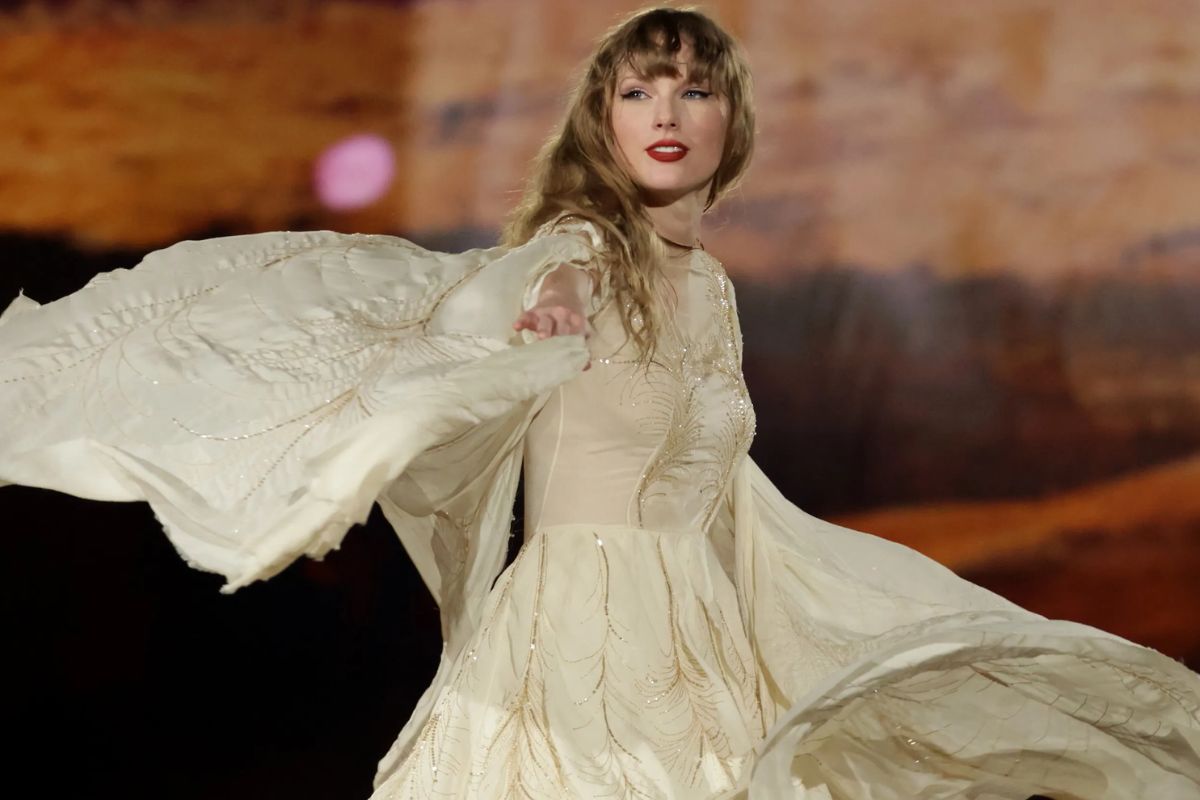 'Tortured Poets Department' de Taylor Swift pasa su sexta semana consecutiva en el top #1 de Billboard
