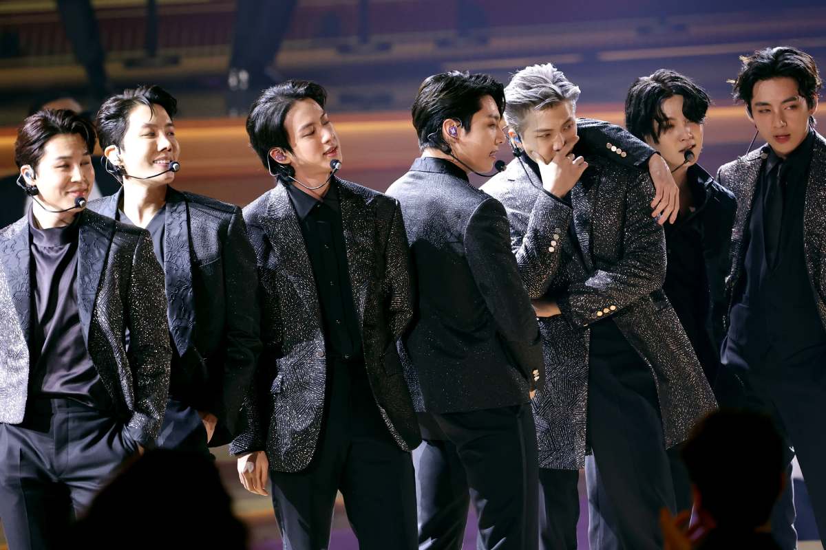 BTS anuncia un misterioso nuevo proyecto con un teaser en las redes sociales BTS anuncia un misterioso nuevo proyecto con un teaser en las redes sociales