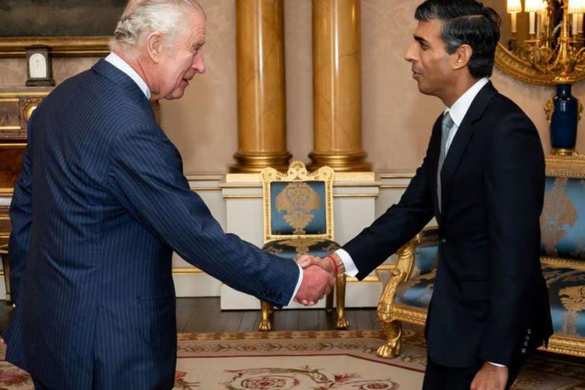 Esta es la razón por la que el rey Carlos y la familia real no votarán en las elecciones del Reino Unido