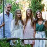 La reina Letizia, la princesa Leonor y la infanta Sofía vacacionan sin el rey Felipe VI creando rumores de separación
