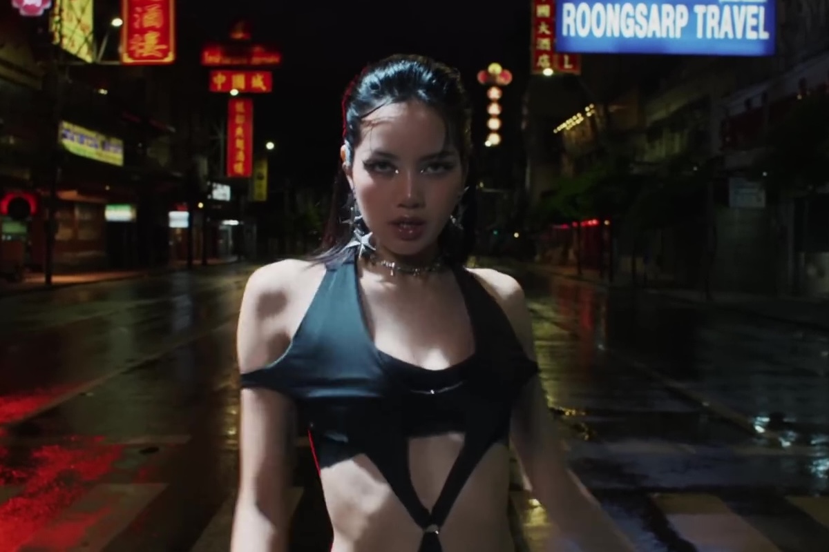 Lisa de BLACKPINK consigue un nuevo récord en Youtube con 'ROCKSTAR'