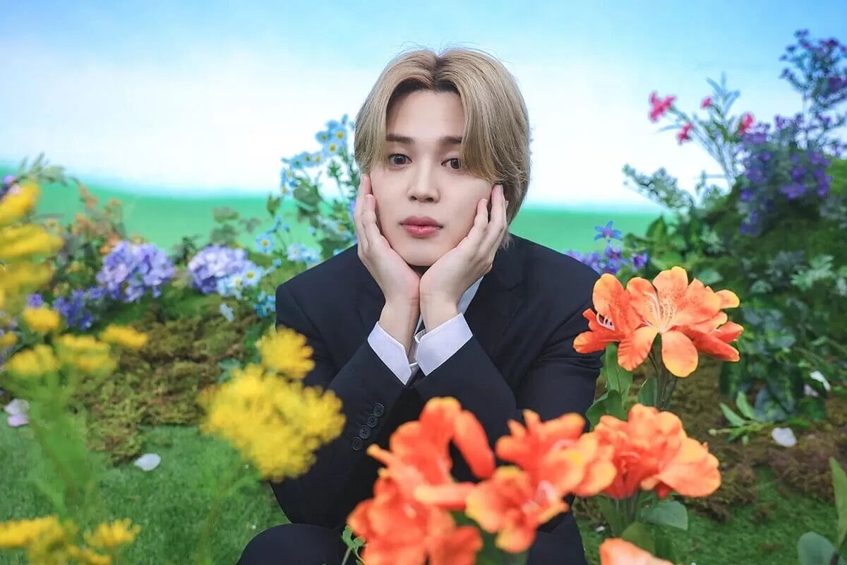 Jimin de BTS sigue haciendo historia en la lista de sencillos del Reino Unido con 'Who'