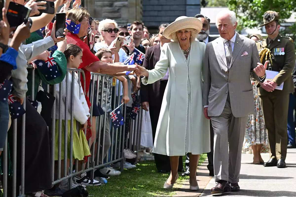 El rey Carlos III siente una 'gran alegría' por visitar Australia junto a su esposa