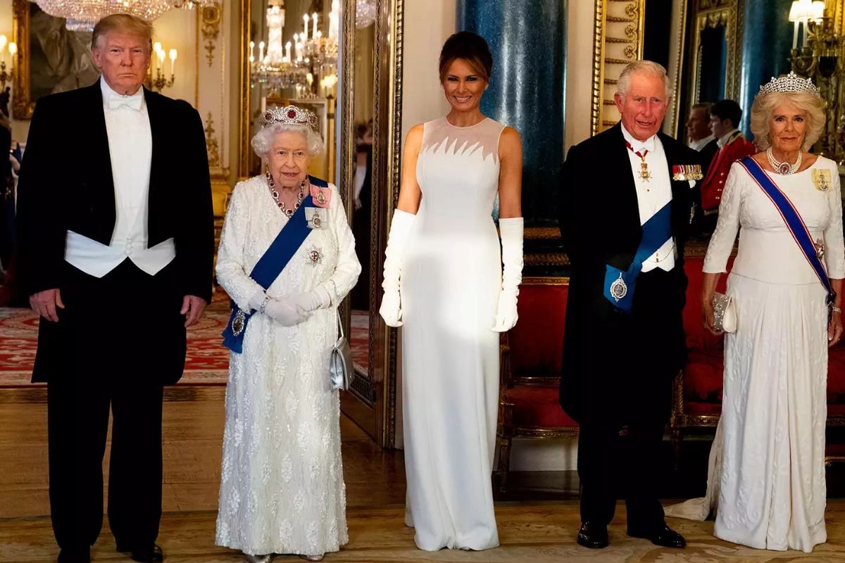 Melania Trump confirma que mantiene una buena relación con el rey Carlos III hasta el día de hoy