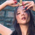 Jisoo habla de las caóticas videollamadas que tiene con sus compañeras de BLACKPINK