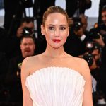 Jennifer Lawrence se sincera sobre la maternidad y el posparto 'Te sientes como un extraterrestre'