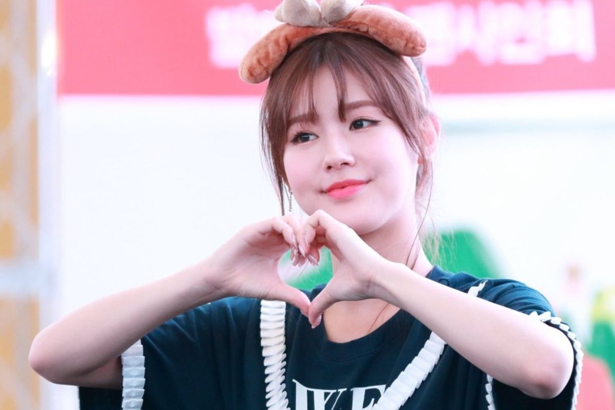 Miyeon de I-dle sorprende a sus fans con una canción escrita por ella misma