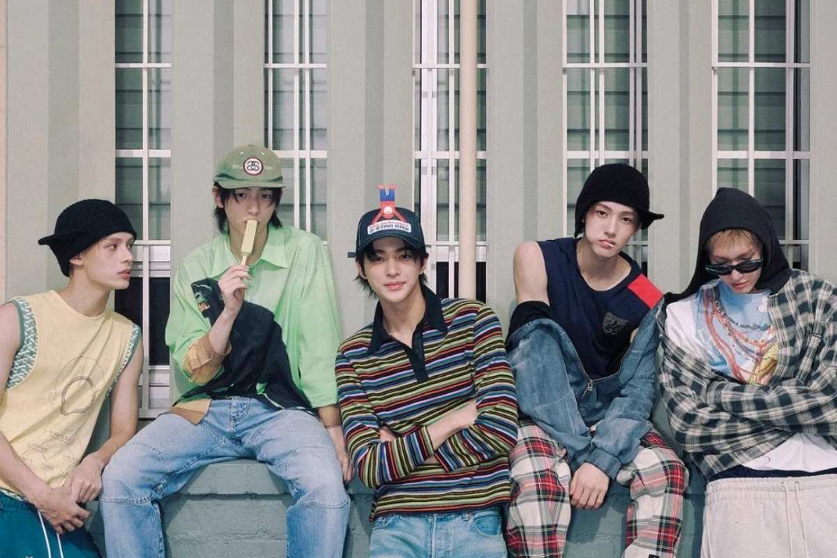 La nueva banda masculina de K-pop de HYBE, CORTIS, debuta su primera foto grupal La nueva banda masculina de K-pop de HYBE, CORTIS, debuta su primera foto grupal