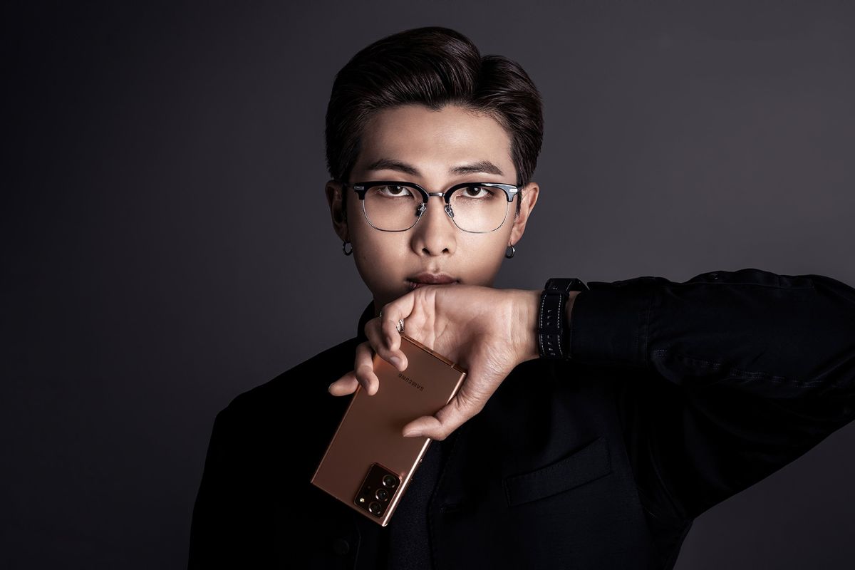 RM de BTS es criticado por visitar Disneyland en medio de su boicot