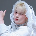 Soobin de TXT le presume sus grandes músculos a un fanboy