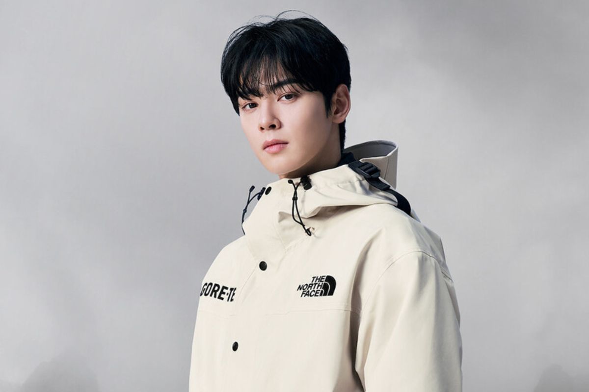 Así es como Cha Eun Woo se mantiene presente en medio de su servicio militar