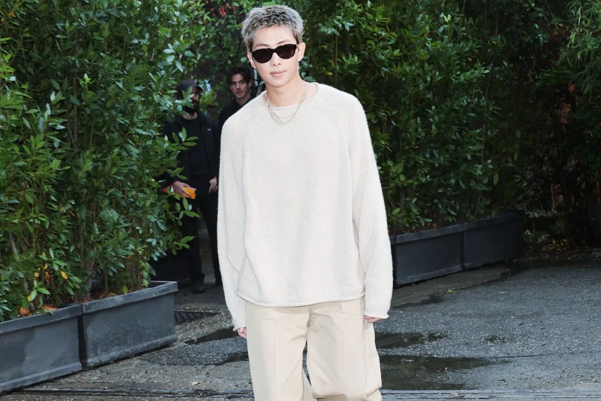 El director creativo de Bottega Veneta revela por qué eligió a RM de BTS como su embajador