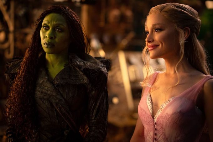 Glinda y Elphaba se enfrentan en el tráiler final de 'Wicked For Good'