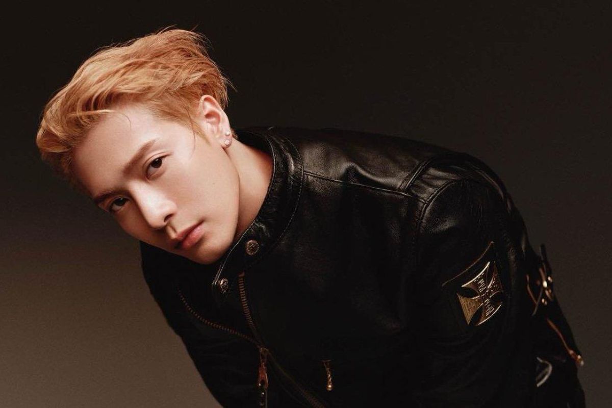 Jackson Wang de GOT7 muestra su cuerpo escultural en nuevas imágenes