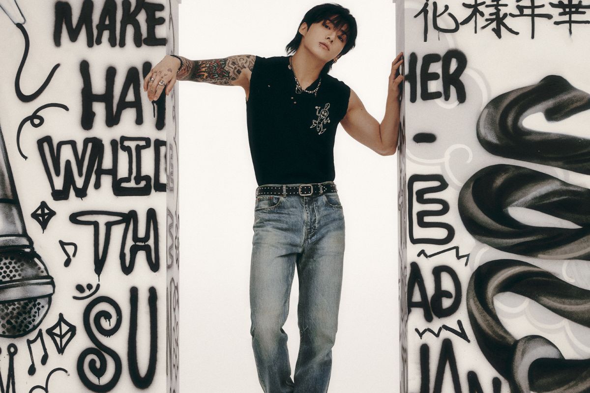 Jungkook de BTS mostró su casa y una curiosa decoración "NSFW" se robó la atención