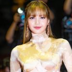 Lisa de BLACKPINK encanta con un exotico vestido en el Festival Internacional de Cine de Busan 2025