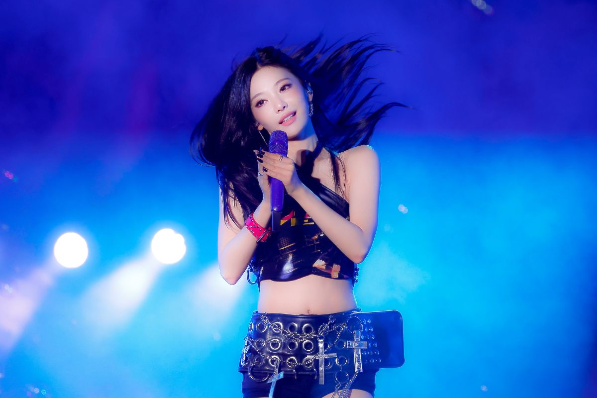 Ningning de aespa impacta a sus fans tras mostrar muchas botellas de vino accidentalmente