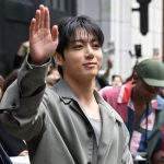 Periodista habla sobre Jungkook de BTS en el desfile de Calvin Klein 'El verdadero VIP'