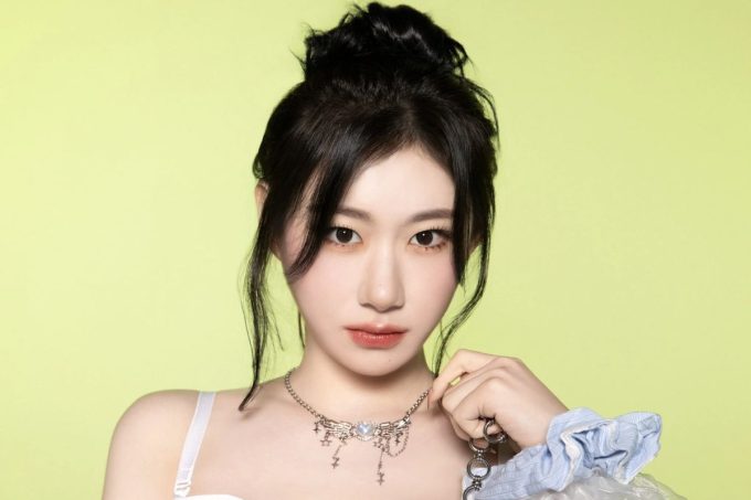 Chaeryeong de ITZY se vuelve viral por hacer gestos obscenos en un nuevo video