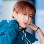 Changbin de Stray Kids expone su torso desnudo en pleno concierto