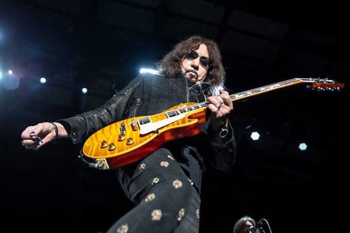 El guitarrista 'KISS', Ace Frehley, fallece a sus 74 años