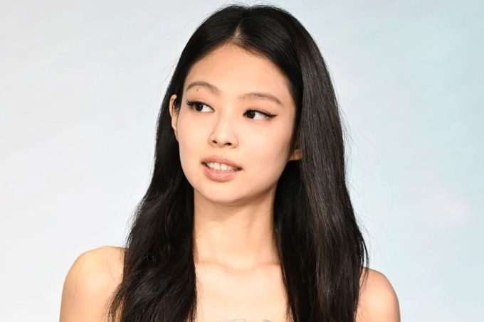 Jennie de BLACKPINK lanza la tipografía 'Zen Serif' en celebración del Día del Hangeul