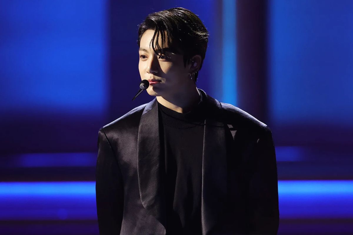 Jungkook de BTS habla de una nueva cicatriz en su pierna