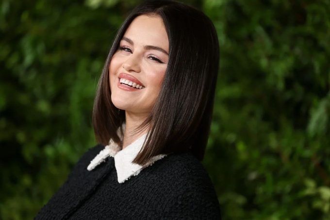 Selena Gomez lanza el video musical de 'In The Dark'