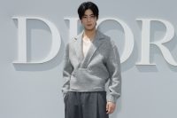 Cha Eunwoo sorprende a sus fans con un evento de "llamada telefónica"