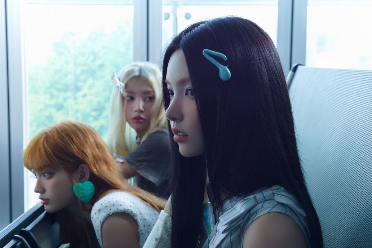 ILLIT encanta con su radiante y colorido estilo mientras van a la oficina en nuevas fotos conceptuales