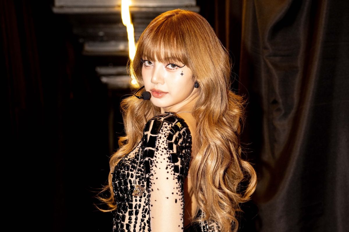 Lisa asegura que quiere ver a sus miembros de BLACKPINK en Fortnite