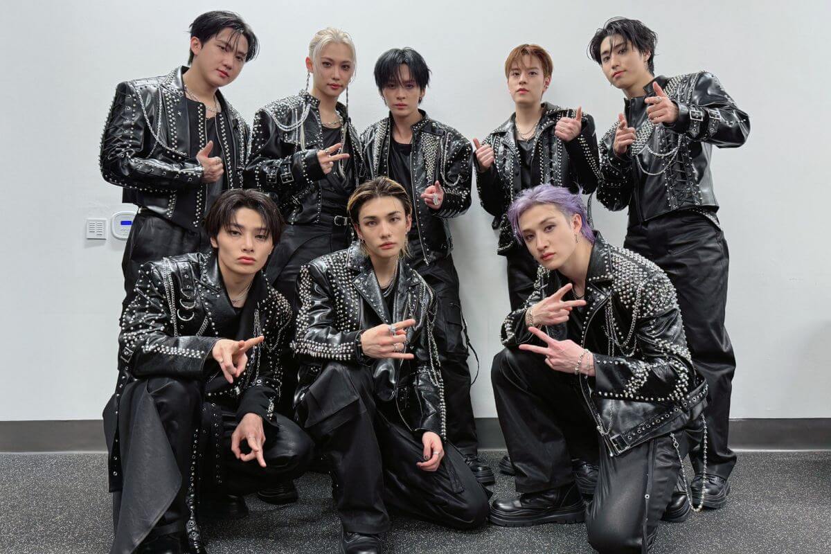 Stray Kids llora al recibir el premio a Álbum del Año en los Premios MAMA 2025