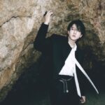 Changbin de Stray Kids se destapa el pecho juguetona y atrevidamente