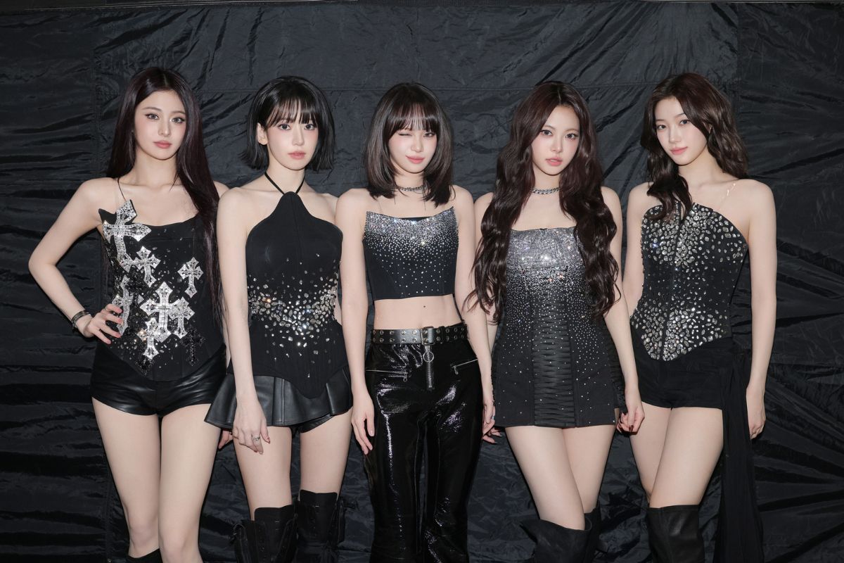 Las chicas de LE SSERAFIM invitaron a drag queens a cantar al festival Gayo Daejeon 2025