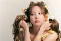 Nayeon de TWICE se hace viral tras quitarse las extensiones para el cabello casualmente