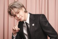 Jimin de BTS y una vendedora de ropa se hacen virales tras su tierna interacción