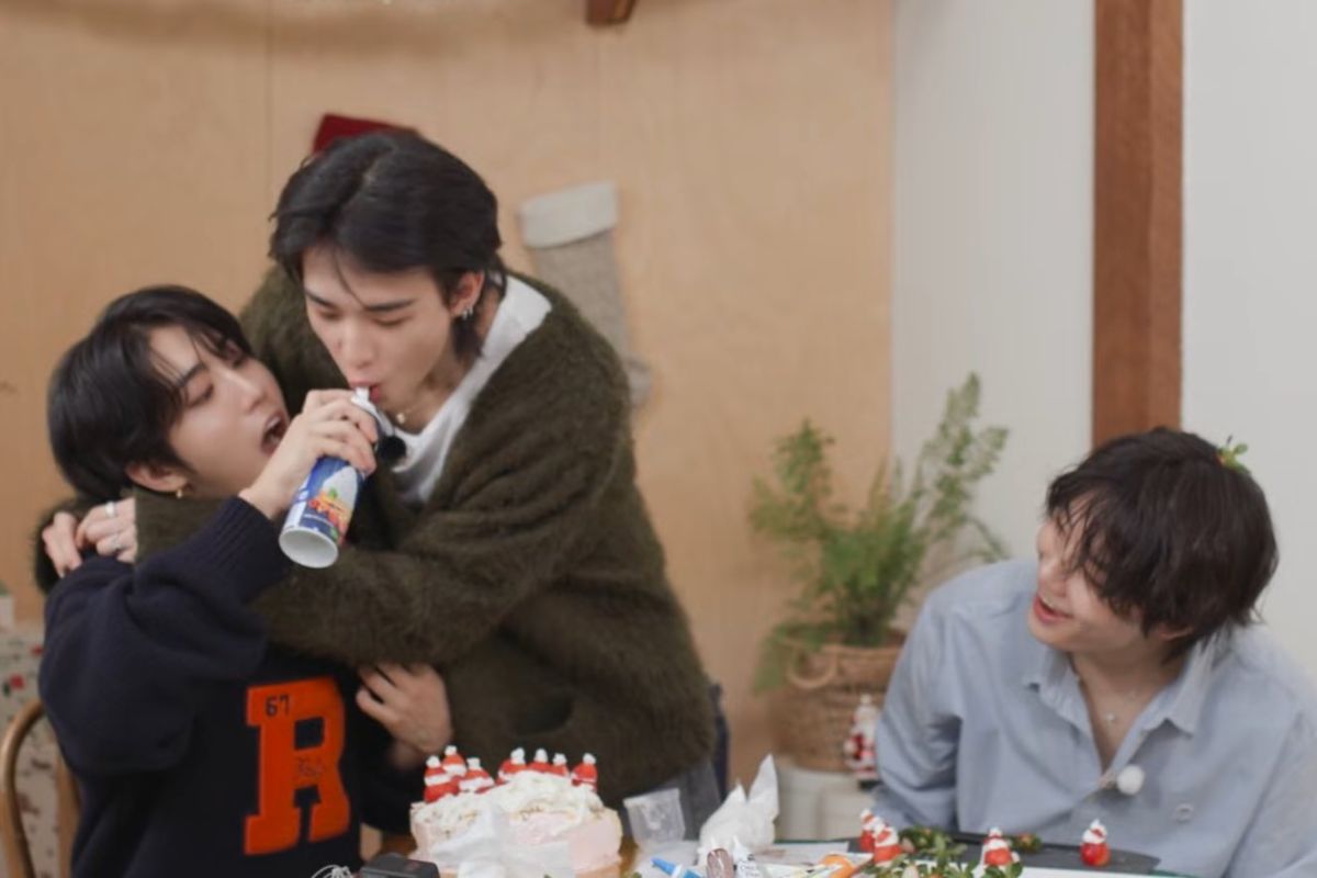 han y Hyunjin coqueteando intensamente con I.N viéndolos