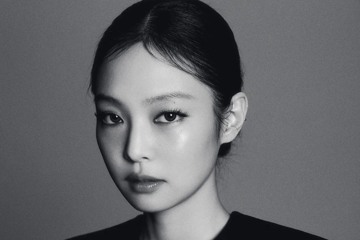 Jennie de BLACKPINK encanta con su belleza y audacia en nuevas fotos sin camisa