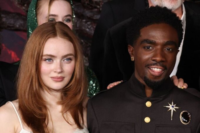 Sadie Sink y Caleb McLaughlin en rumores de noviazgo en el set de Stranger Things