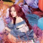 Yuna de ITZY se prepara oficialmente para su debut en solitario