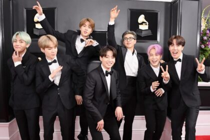 BTS regresa oficialmente a Corea del Sur tras filmar en el extranjero su nuevo álbum, ARIRANG