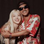 Rosé de BLACKPINK y Bruno Mars comieron pizza tras su actuación en los Grammys 2026