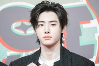 Sunghoon de ENHYPEN participa en el relevo de la antorcha de los Juegos Olímpicos de Invierno en Milán