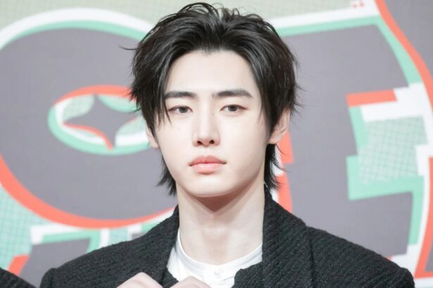 Sunghoon de ENHYPEN participa en el relevo de la antorcha de los Juegos Olímpicos de Invierno en Milán