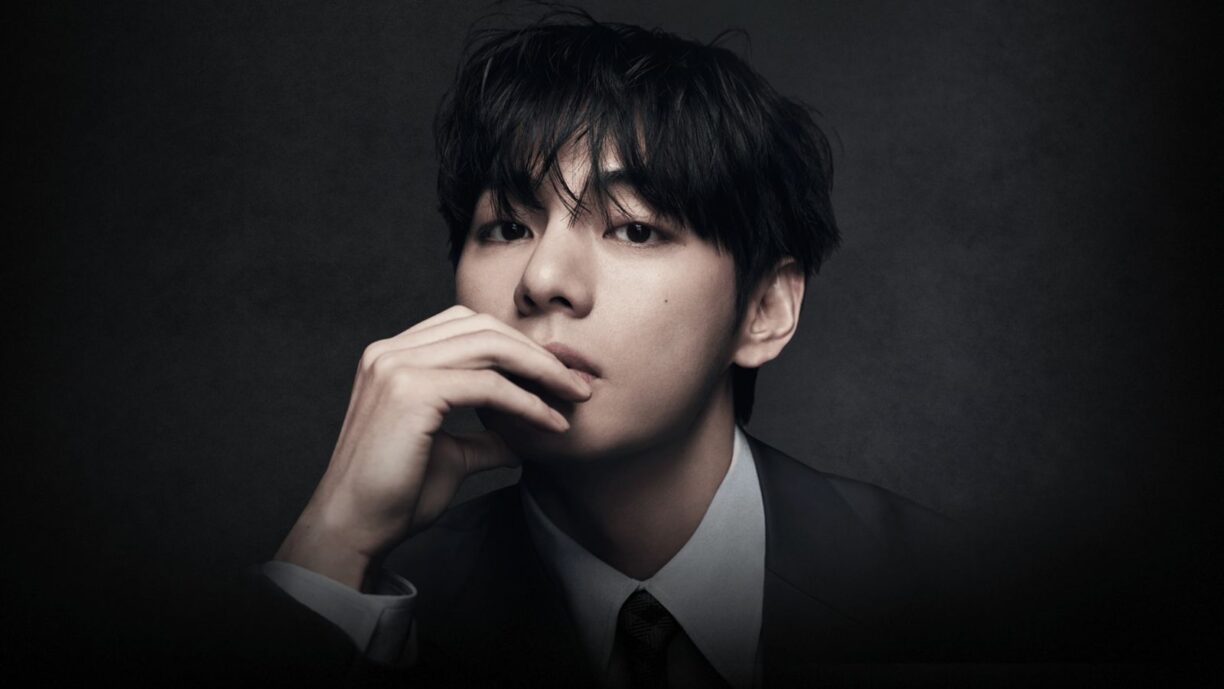 V de BTS habla sobre la relación con su hermana menor