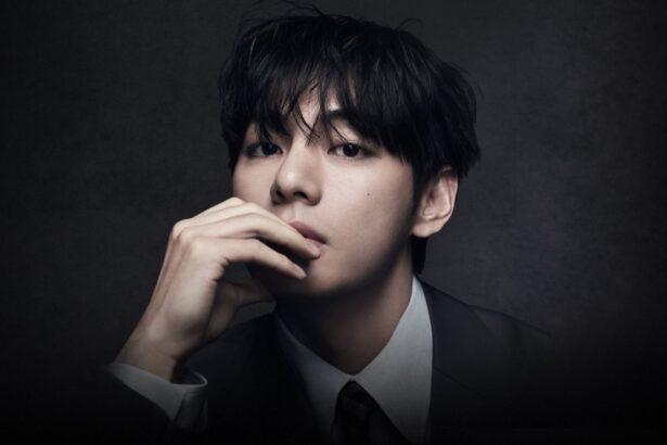 V de BTS se hace fuertemente viral tras publicar su primer post en TikTok